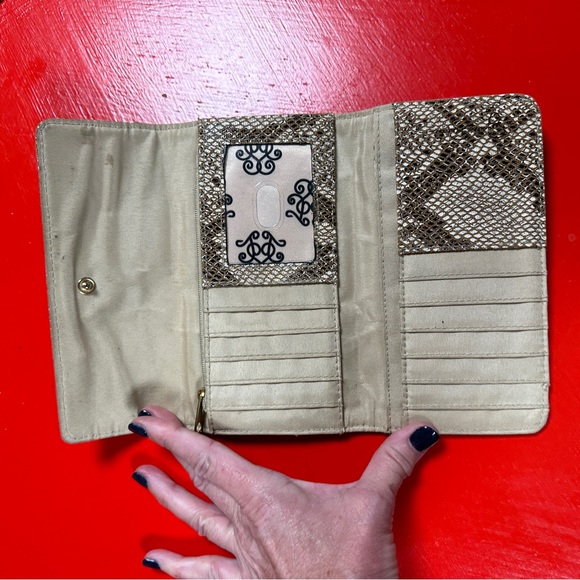 JESSICA SIMPSON ANIMAL SNAKE PRINT TRIFOLD WALLET COIN ZIPPER CARD HOLDER - Picture 2 of 7